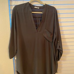 Set of two lush tunics